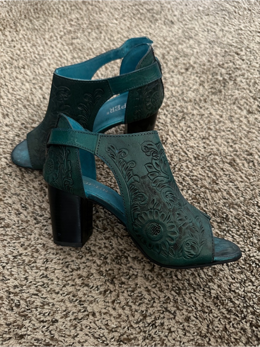 Women's Roper Mika Floral Turquoise Heels